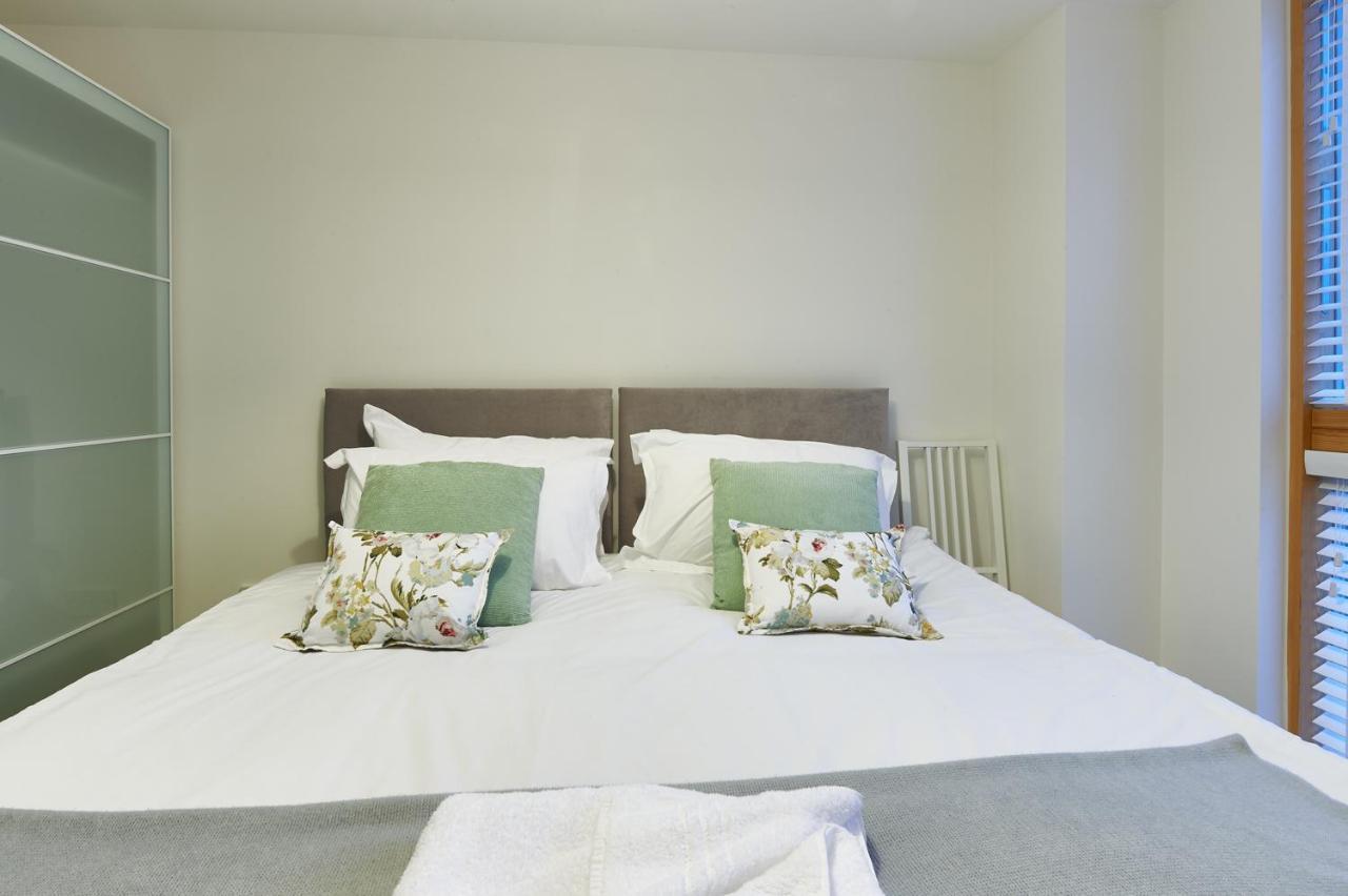 Shortstaymk Vizion Apartments, With Free Superfast Wi-Fi, Parking, Sky Sports And Movies Milton Keynes Eksteriør bilde