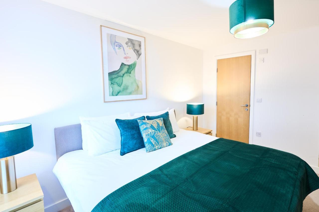 Shortstaymk Vizion Apartments, With Free Superfast Wi-Fi, Parking, Sky Sports And Movies Milton Keynes Eksteriør bilde